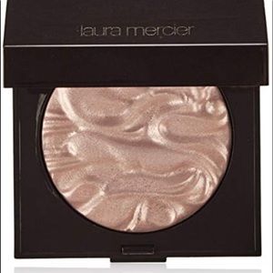 Laura Mercier Face Illuminator Highlighter